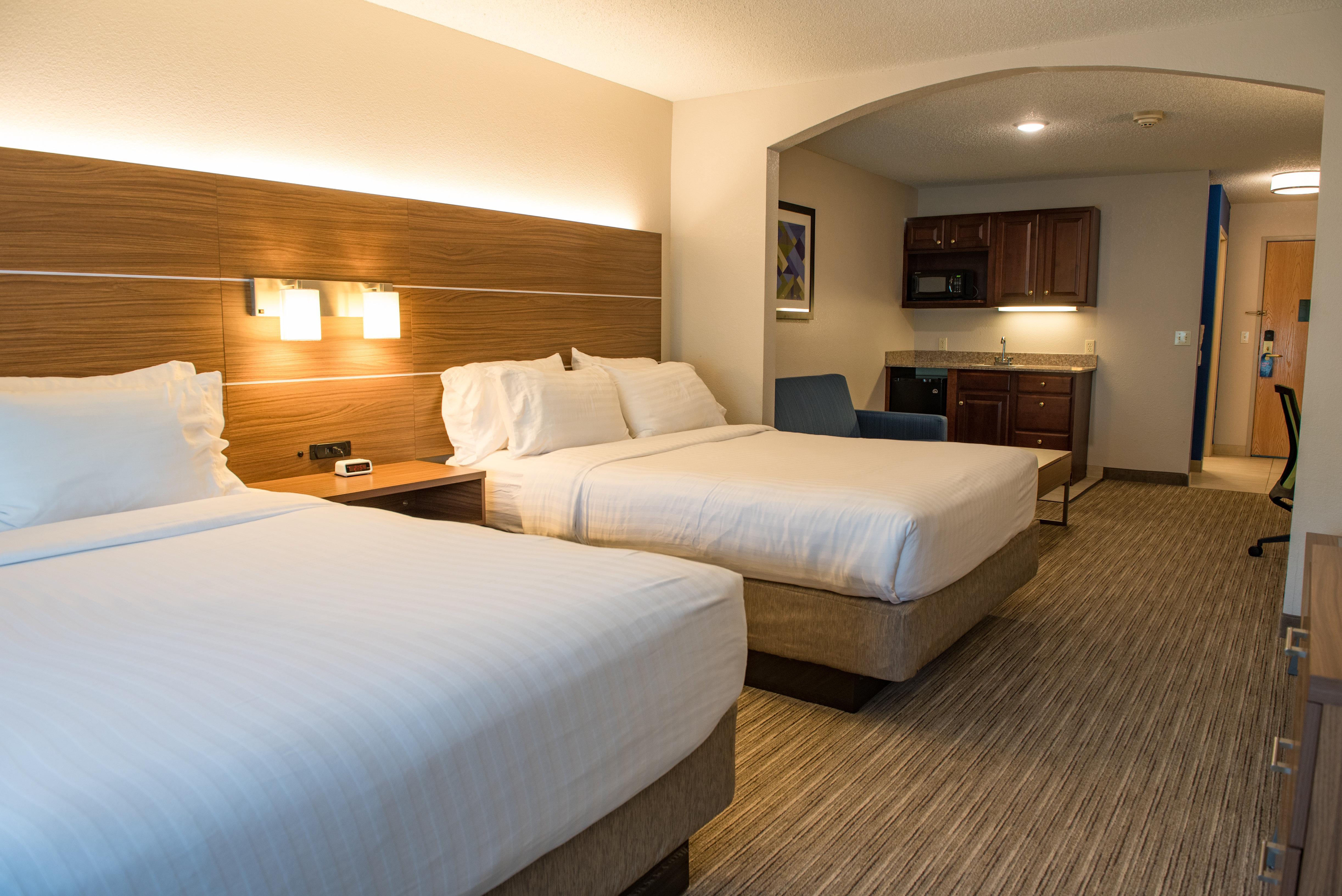 Holiday Inn Express Hotel & Suites Elkhart-South By Ihg Exterior foto