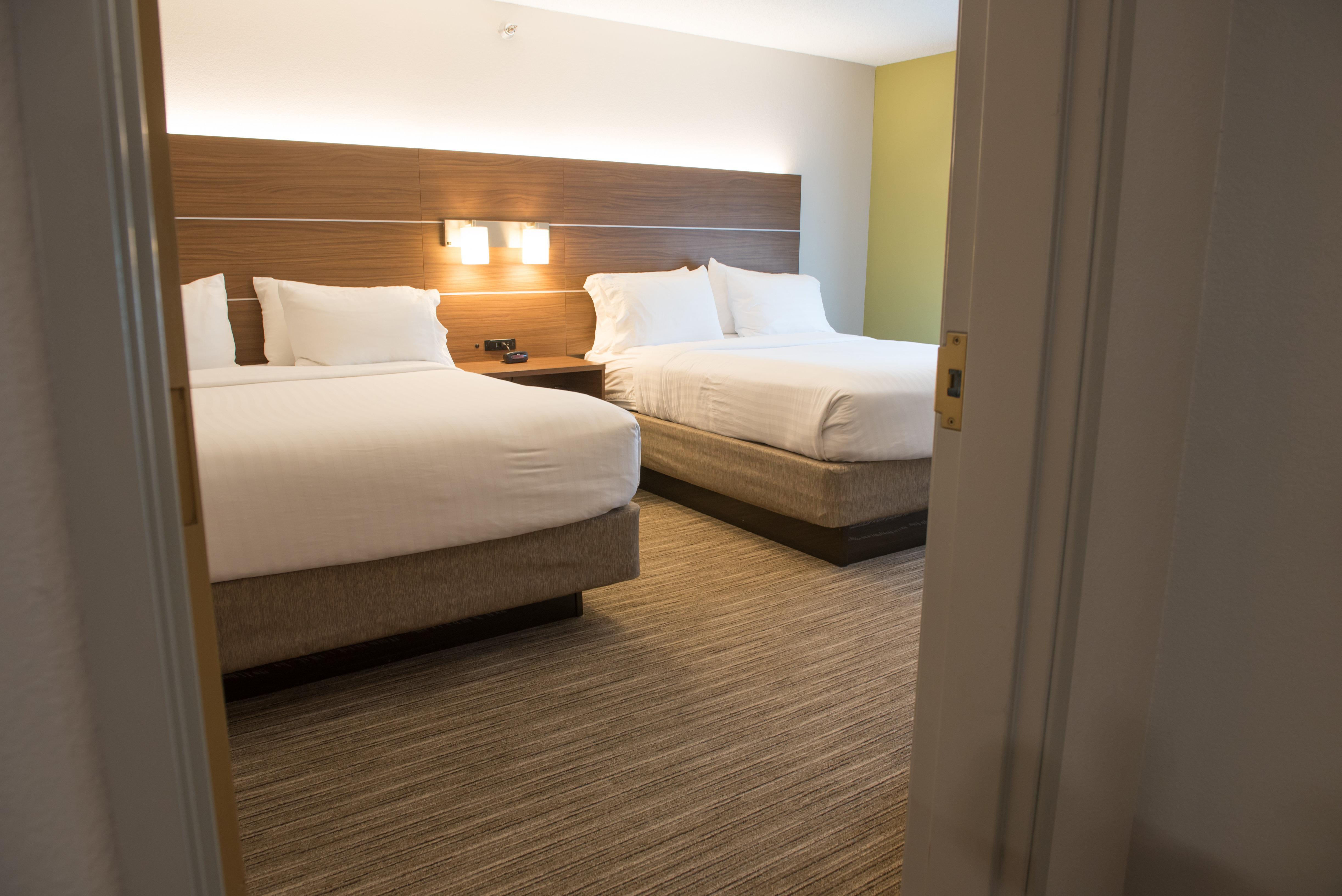 Holiday Inn Express Hotel & Suites Elkhart-South By Ihg Exterior foto